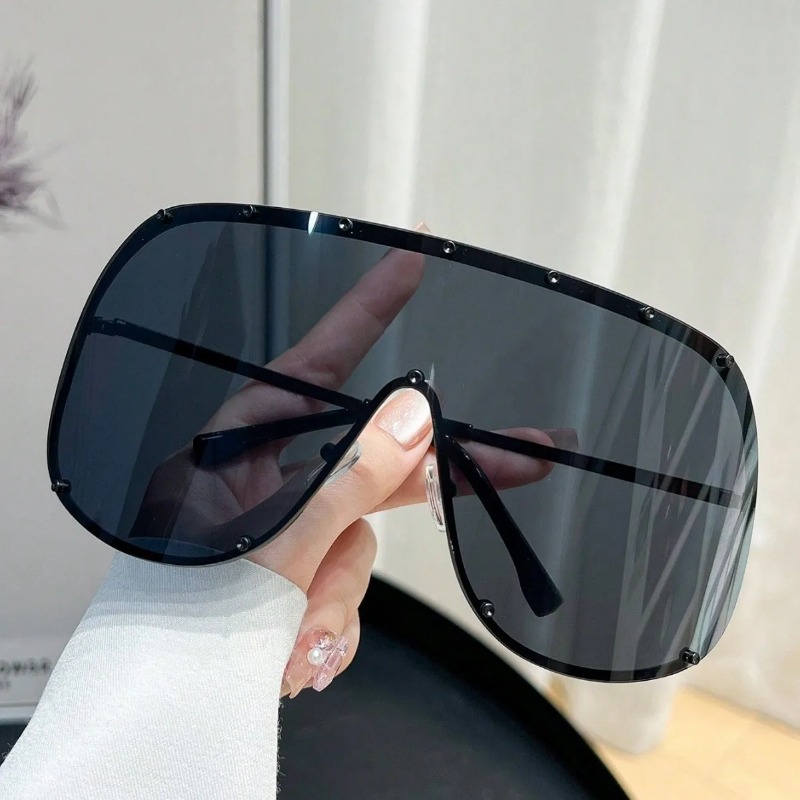 Women'S Fashion Eyeglasses - New Lntegrated Oversized Oval Shaped Sunglasses