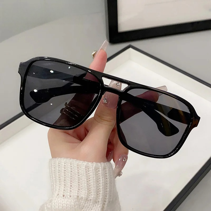 Square Double Bridges Sunglass - Women'S Fashion Eyeglasses 评论和价格