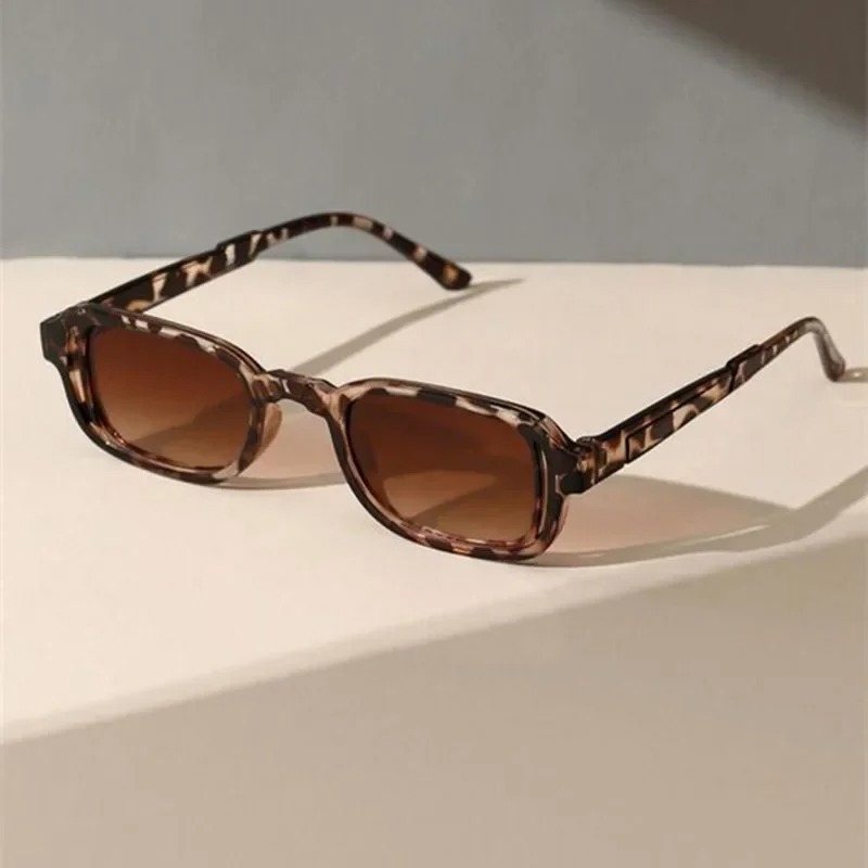 Luxurious Rectangle Sunglasses - Women'S Fashion Eyeglasses 评论和价格