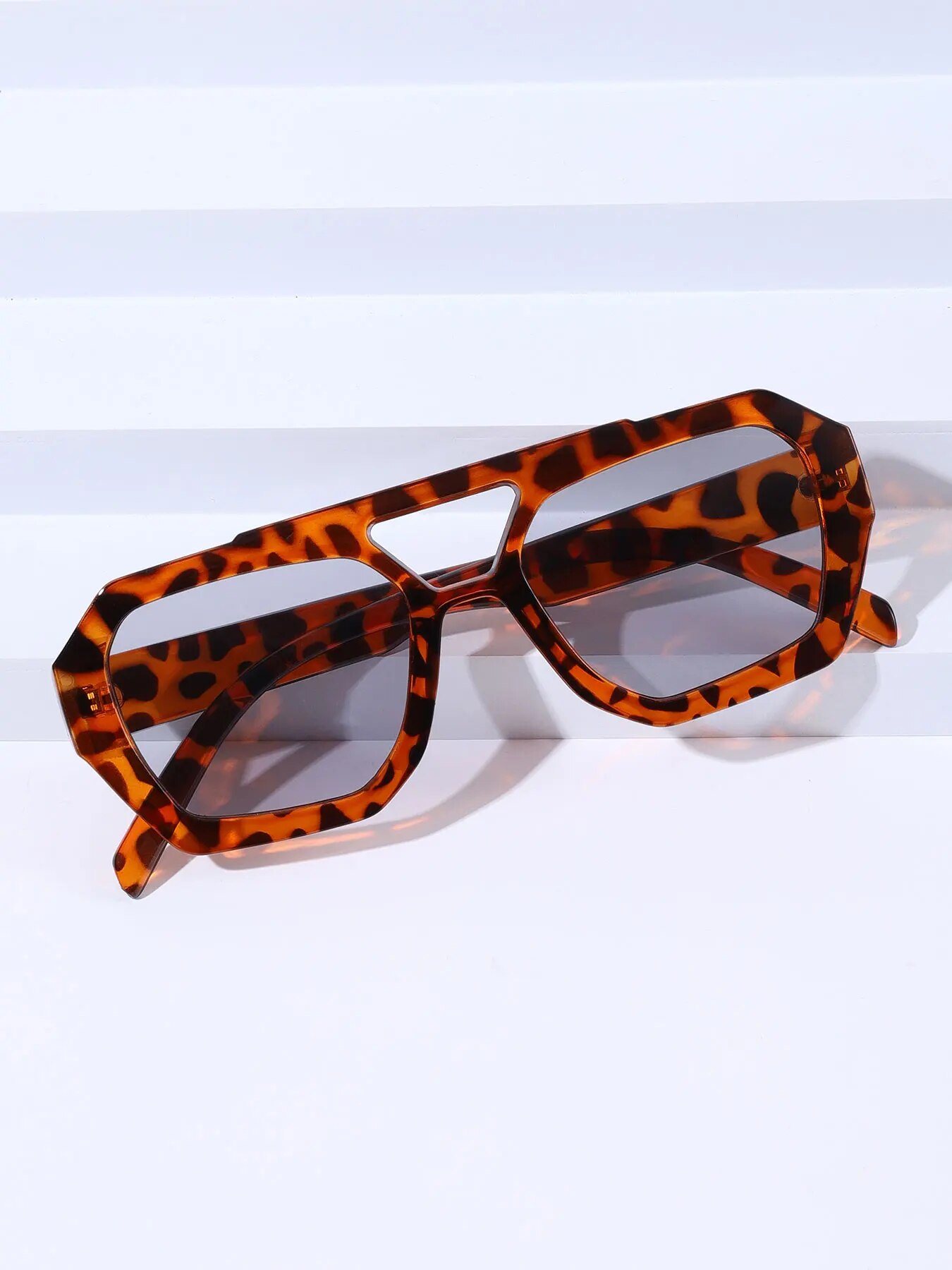 Fashion Vintage Square Irregul - Women'S Fashion Eyeglasses 评论和价格