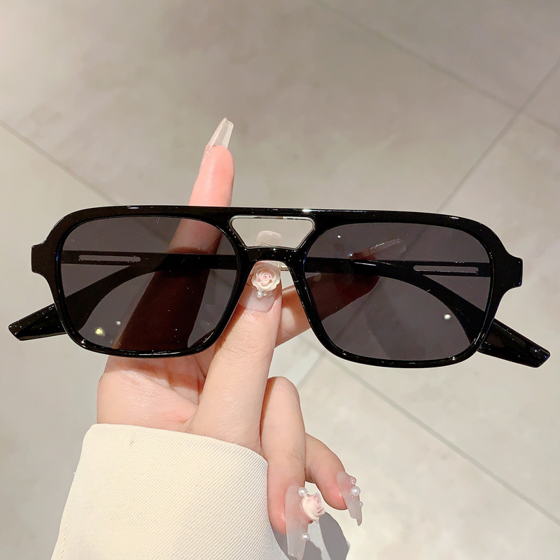 Trendy Women Double Beam Sungl - Women'S Fashion Eyewear 评论和价格