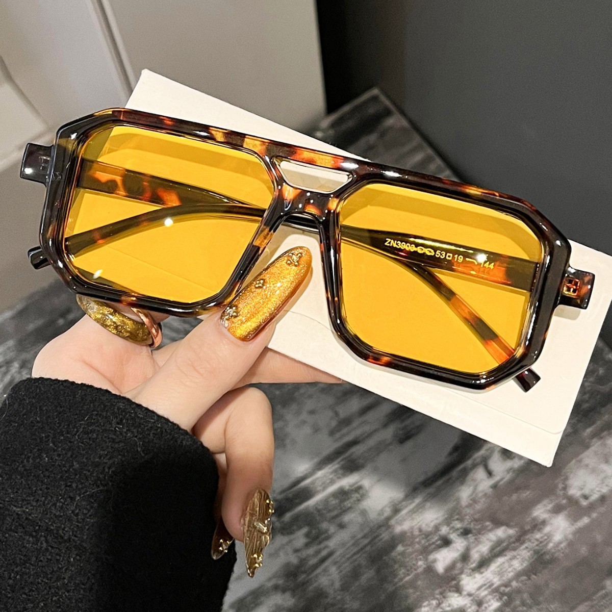 New Retro Square Double Beam S - Women'S Fashion Eyeglasses 评论和价格